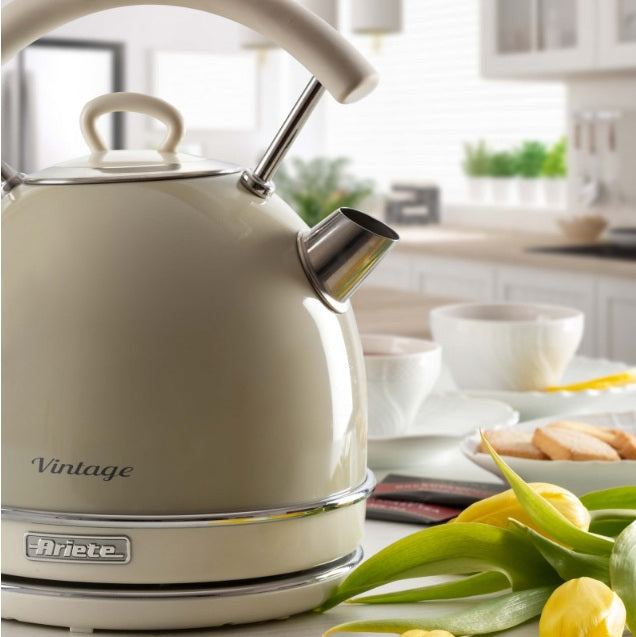 Ariete 2877 Vintage 1.7L Electric Kettle (Beige) | 2000W Stainless Steel | Retro Design | 360° Cordless Base | Auto Shut-Off