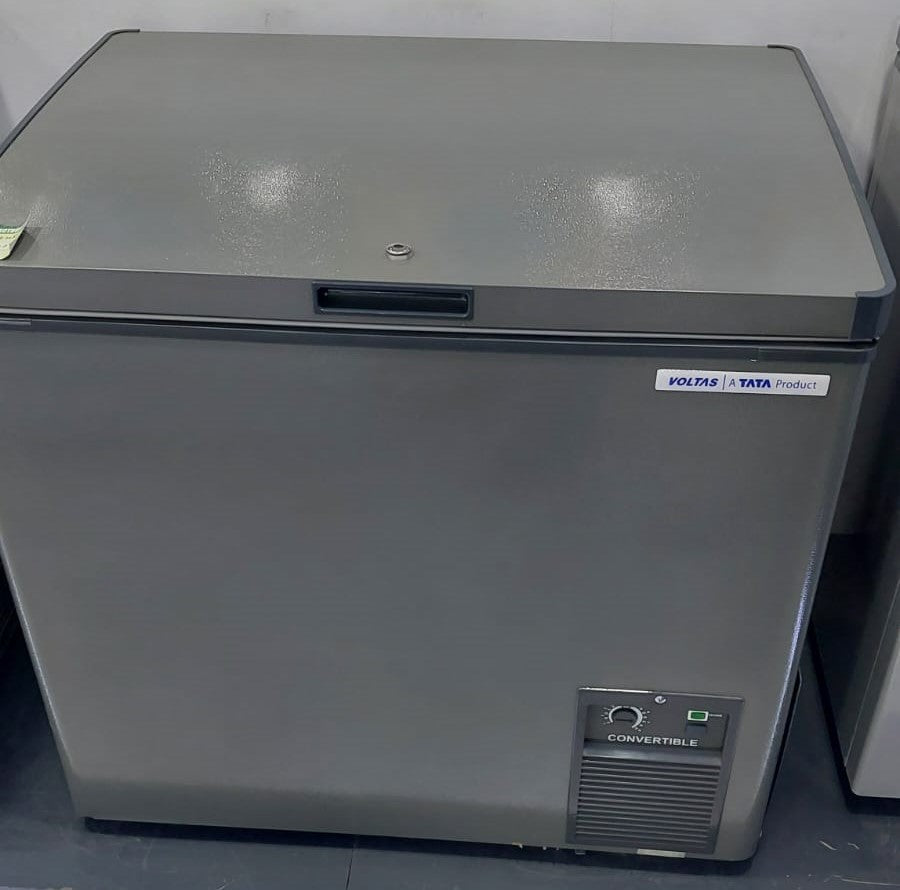 Voltas CVF 205 SA2-P-PL 205L Single Door Convertible Deep Freezer (2 Star, Grey, CFC-Free, Made in India)