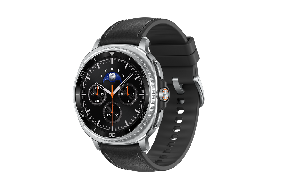 Samsung Galaxy Watch8 Classic (Bluetooth, 4.6 cm) — SM-L500NZKAINS — product view
