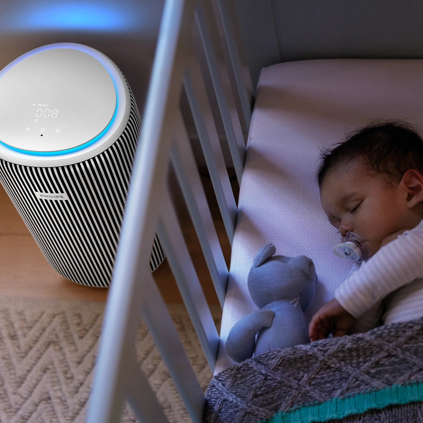 Philips AC3220/60 Smart Air Purifier for Large Rooms up to 135 m² with HEPA Filter, 520 CADR, WiFi App Control & Silent Operation